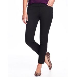 OLD NAVY - Black Ankle Pixie Pants - New w Tags